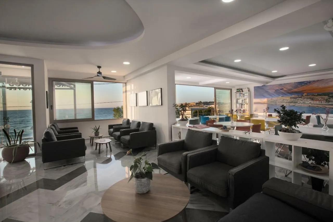 아파트호텔 Archipelagos Hotel 레팀노