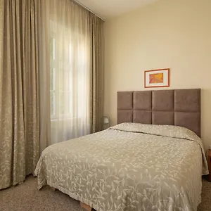 Mamaison Izabella 4* Budapest