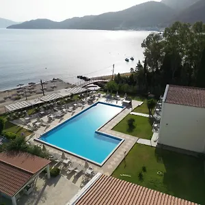 Sami Beach Hotel 3* סאמי